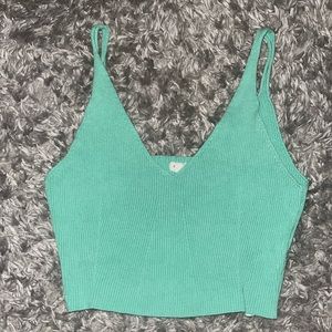 3/$10 Tight fitting super cropped tank top